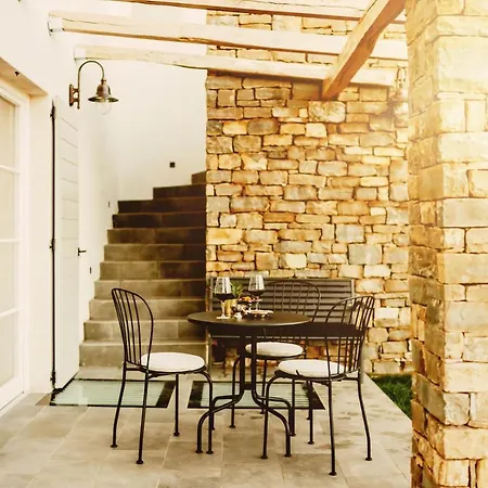 Exceptional 5 Star With Breathtaking Views, Sauna And Fitness * Momjan
