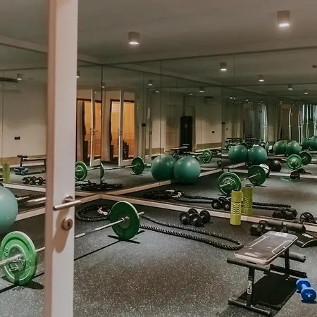 Exceptional 5 Star With Breathtaking Views, Sauna And Fitness *