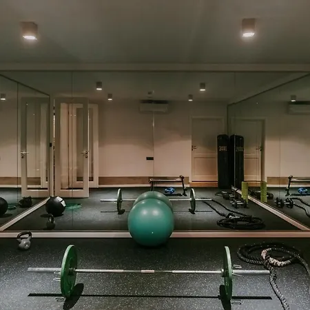 Exceptional 5 Star With Breathtaking Views, Sauna And Fitness Villa Momjan