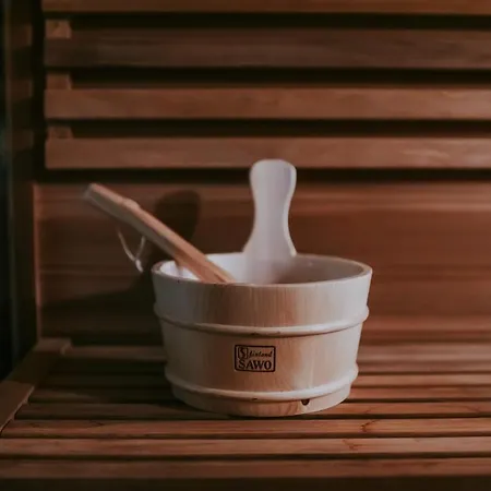 Exceptional 5 Star With Breathtaking Views, Sauna And Fitness
