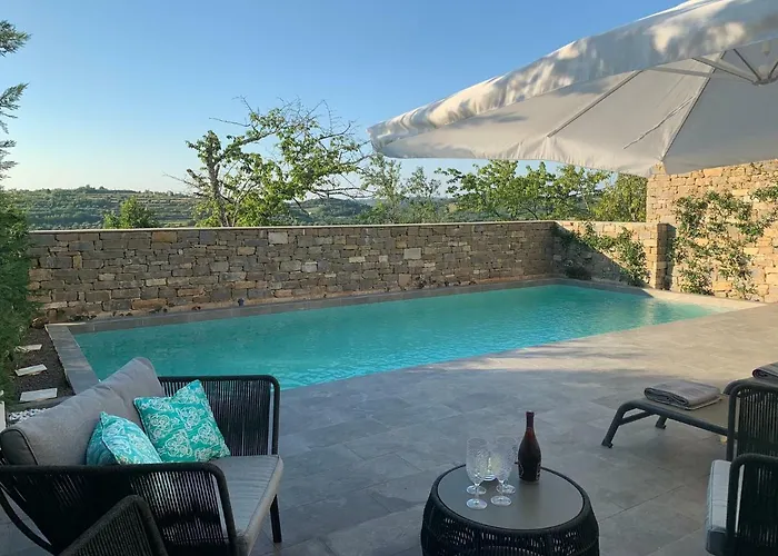 Exceptional 5 Star With Breathtaking Views, Sauna And Fitness Villa